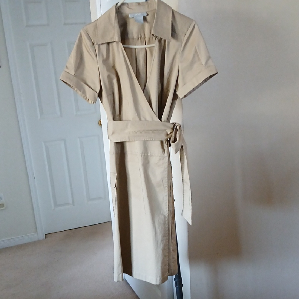 💓3/$15 Joe Fresh Tan Sheath Midi Dress with Notched Collar